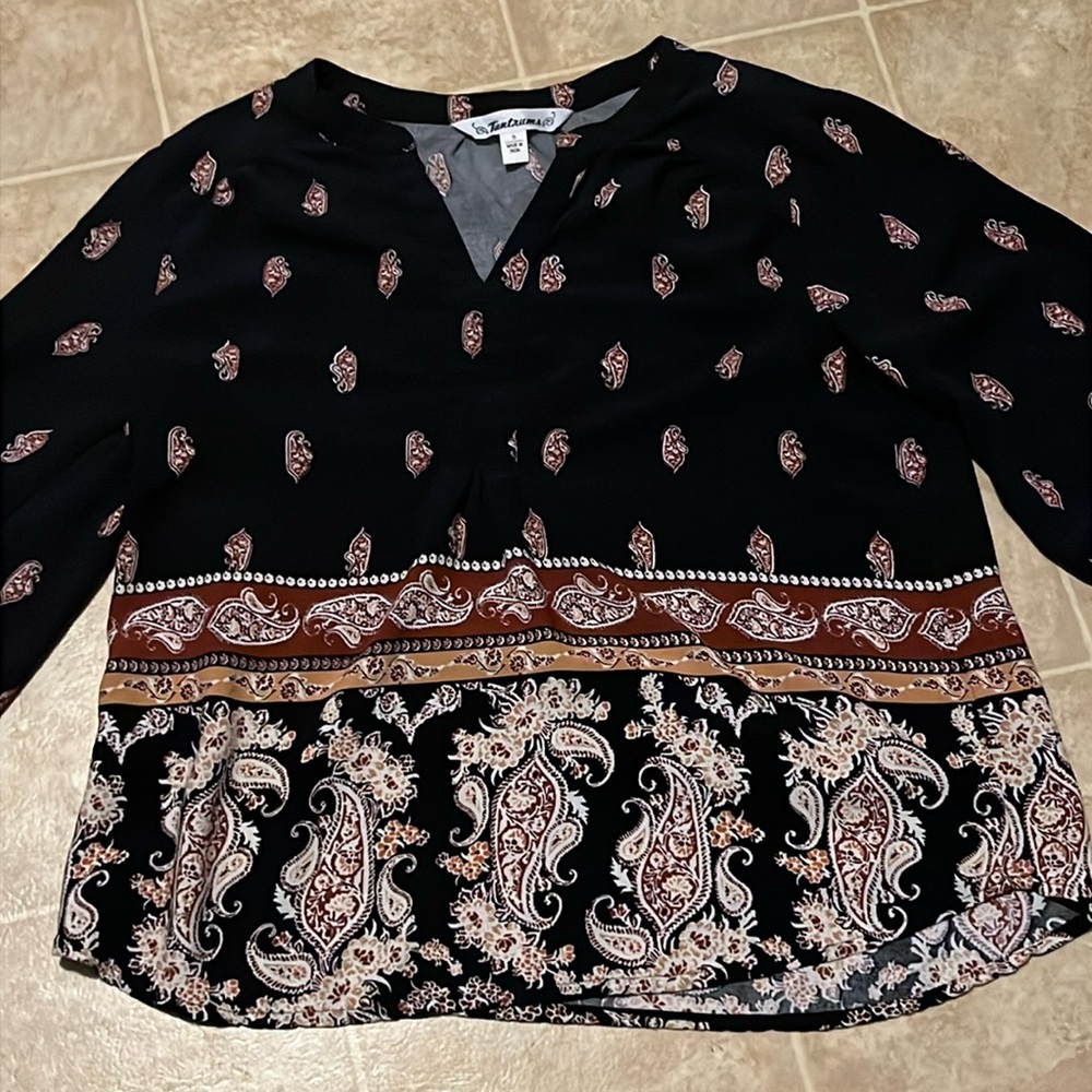 Tantrums long bell sleeve paisley print tunic shirt